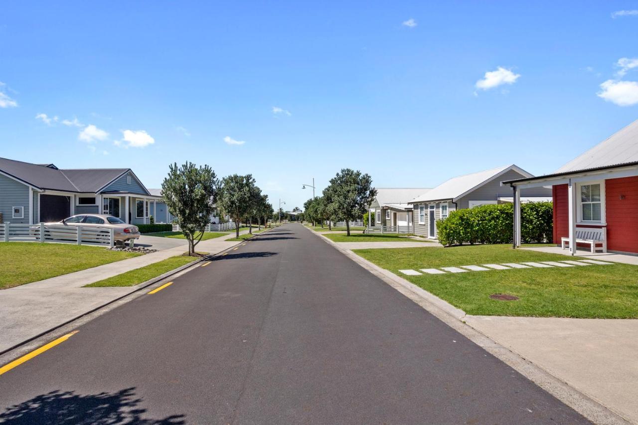 Sky Blue Retreat - Waihi Beach Holiday Home ภายนอก รูปภาพ